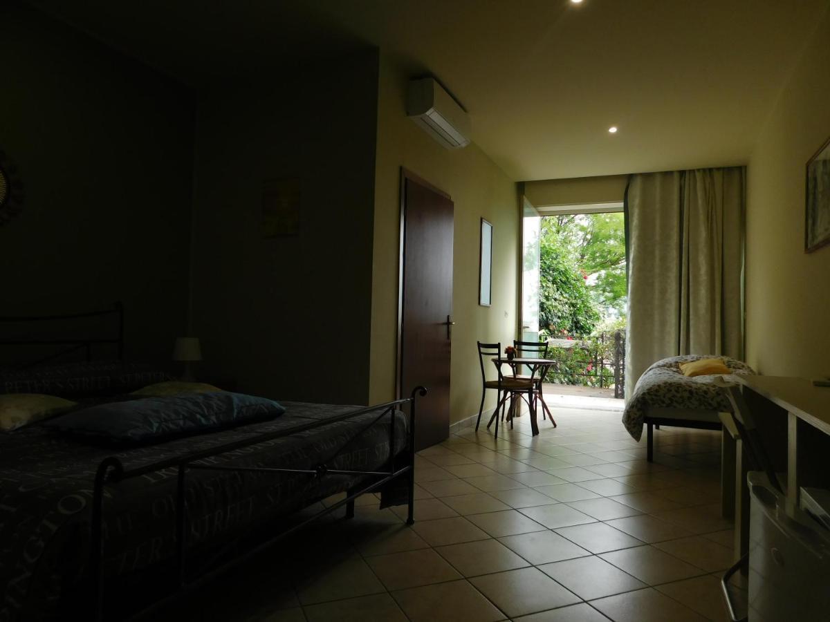 Villa Delle Vacanzeフィウメフレッド・ディ・シチーリア エクステリア 写真